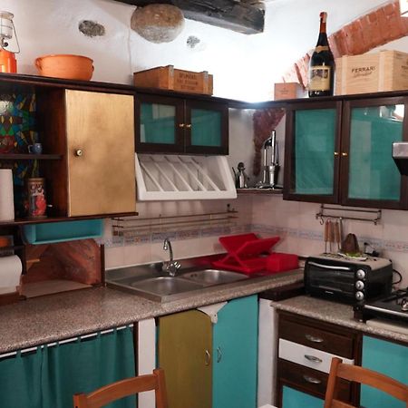La Taverna Di Gianni Near The Beach Italy Riviera Savona Ngoại thất bức ảnh