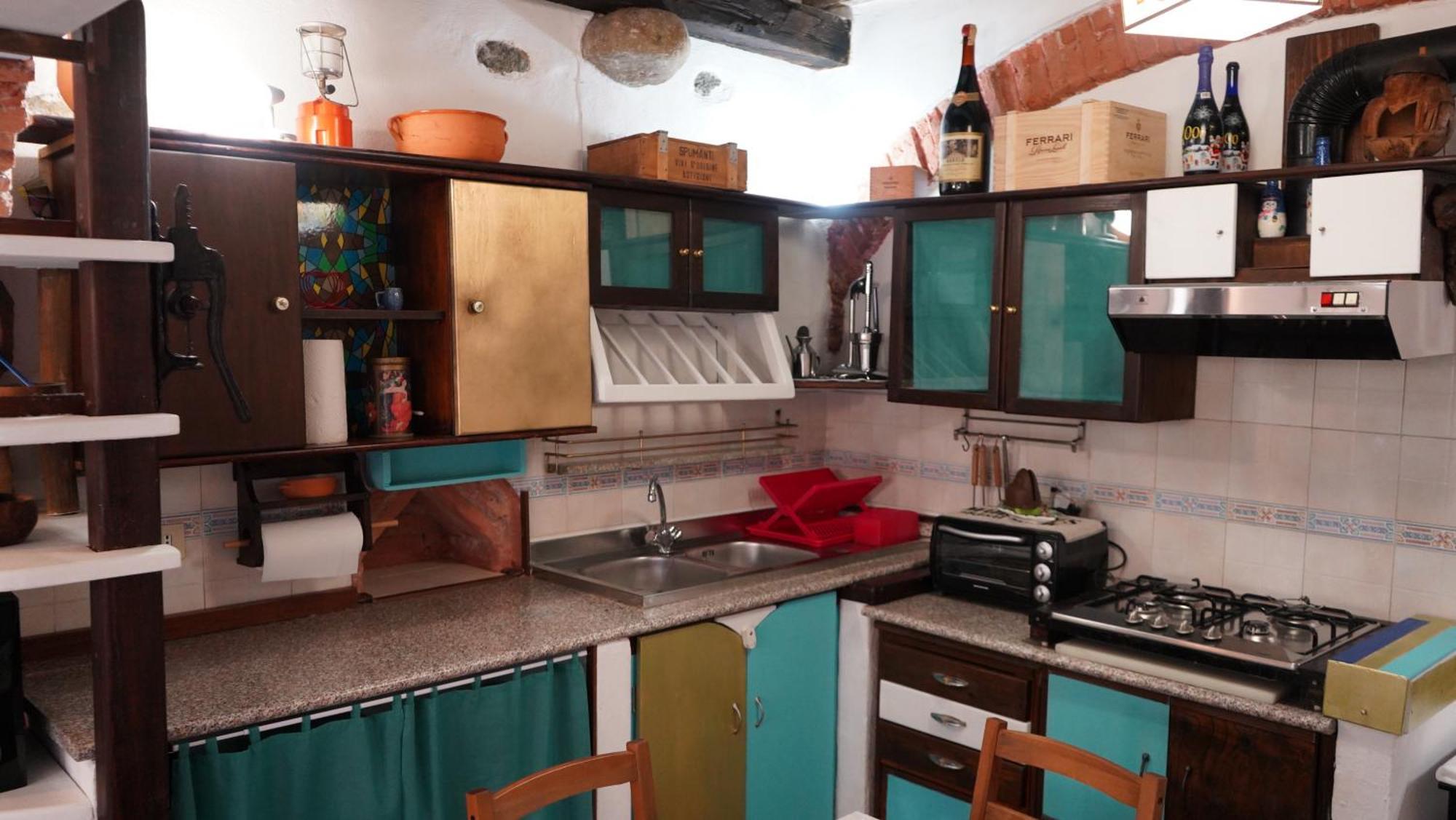 La Taverna Di Gianni Near The Beach Italy Riviera Savona Ngoại thất bức ảnh